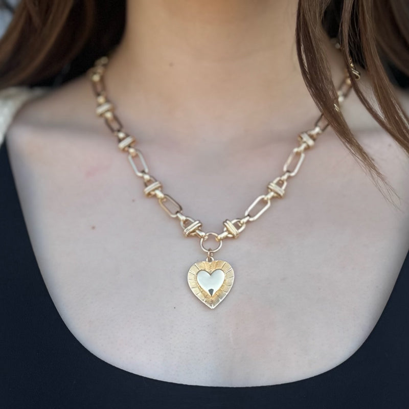 Link Chain Necklace With Heart charm