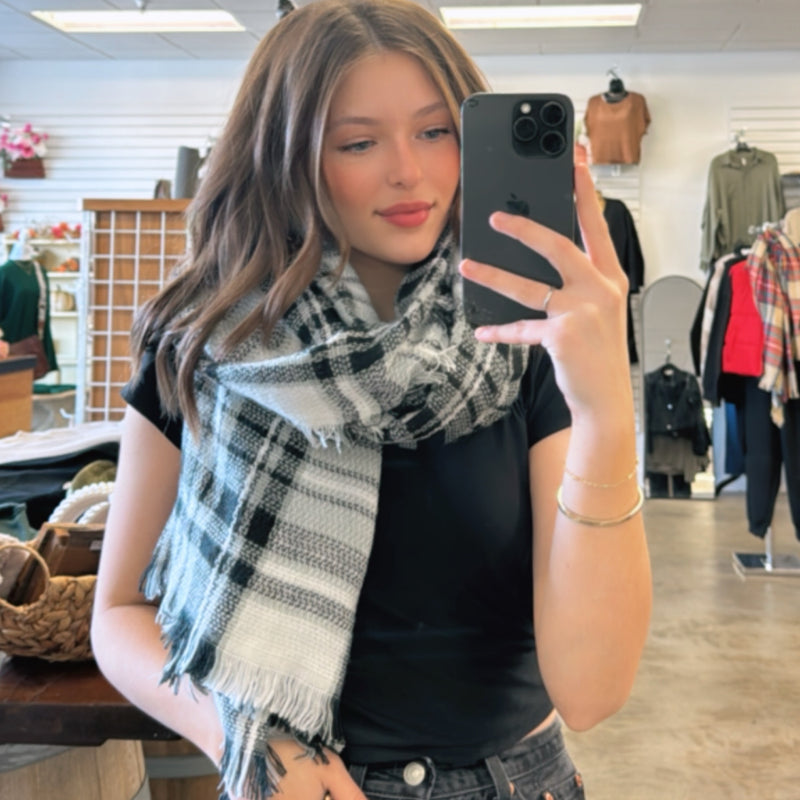 Classic Blanket Scarf Black/White