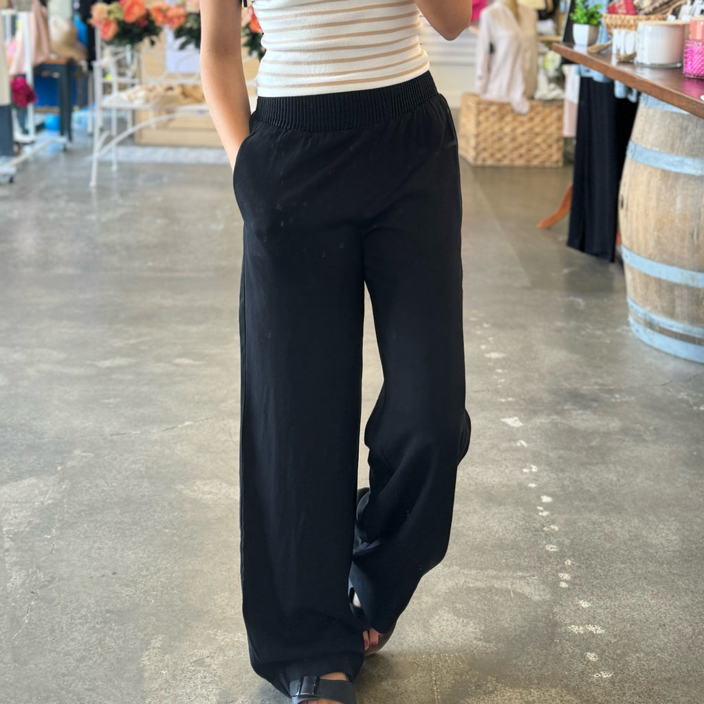 Out For The Day Elastic Waistband Pants Black