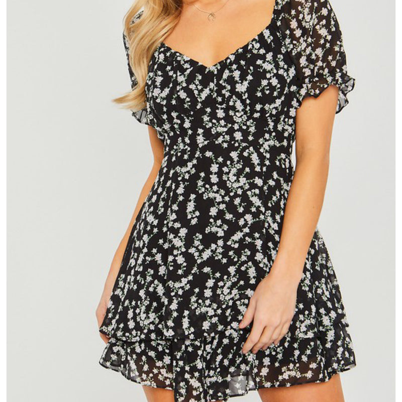 Summer Things Short Sleeve Floral Romper Black